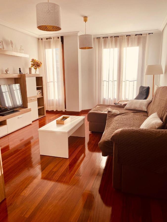 Apartmán Alfaraz Avilés Exteriér fotografie
